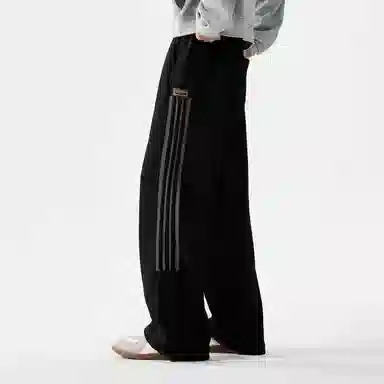 ZWWWZ