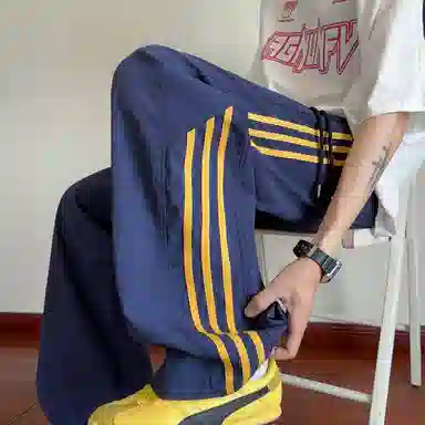 ZWWWZ