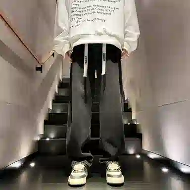 ZWWWZ