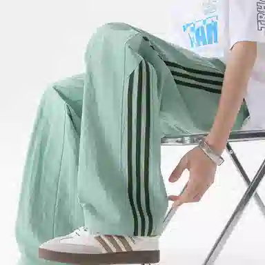 ZWWWZ
