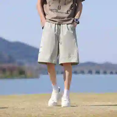 ZWWWZ