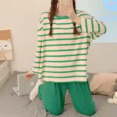 顶瓜瓜 条纹图案设计圆领简约舒适可外穿家居服睡衣套装 女款