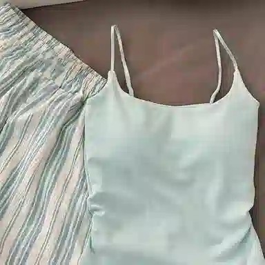顶瓜瓜 带胸垫性感无袖吊带套头可爱甜美纯色韩版家居服睡衣套装 女款