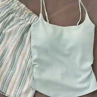 顶瓜瓜 带胸垫性感无袖吊带套头可爱甜美纯色韩版家居服睡衣套装 女款