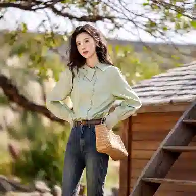 谜秀 宽松翻领简约长袖衬衫 女款