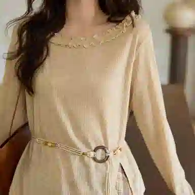 谜秀 杏色苎麻波西米亚针织衫 女款