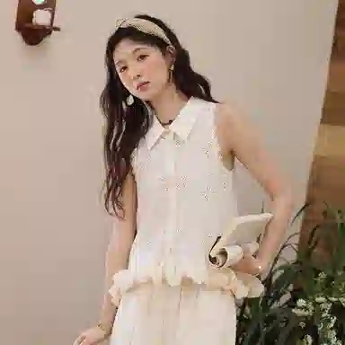 谜秀 蕾丝翻领镂空无袖短袖法式衬衫 女款