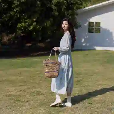 谜秀 时尚舒适百搭长袖连衣裙 女款 奈良蓝花