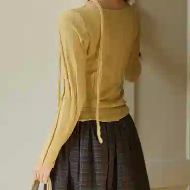 谜秀 弹力修身显瘦法式针织衫 女款