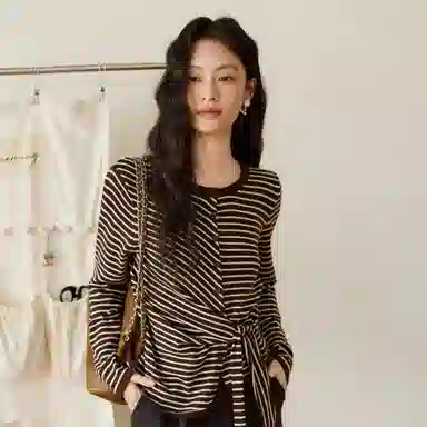 谜秀 条纹绑带设计感针织衫 女款