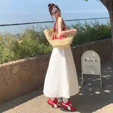 桴生 度假风法式温柔垂感显瘦透气吊带连衣裙 女款
