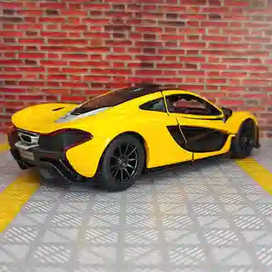 BABYS 1ST x McLaren P1 GT-R