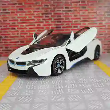 BABYS 1ST x BMW i8
