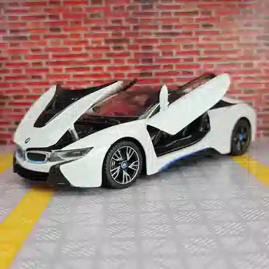 BABYS 1ST x BMW i8