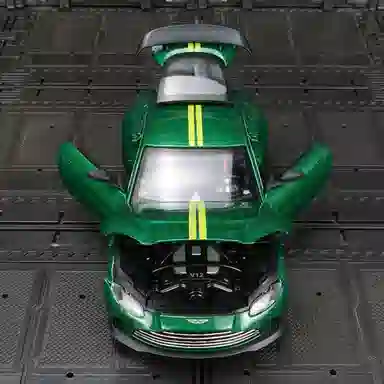 BABYS 1ST VANTAGE V12