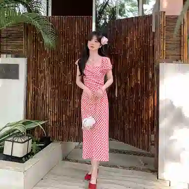 缪斯的诱惑 法式立体花朵长款短袖连衣裙 女款