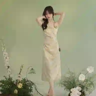 缪斯的诱惑 法式立体花朵长款短袖连衣裙 女款