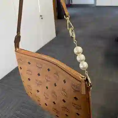 MCM Essential Visetos Origina PVC diy