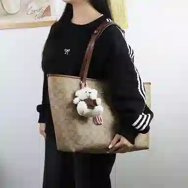 COACH City 33 Totediy