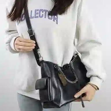 LOUIS VUITTON Carryall Cargo PM