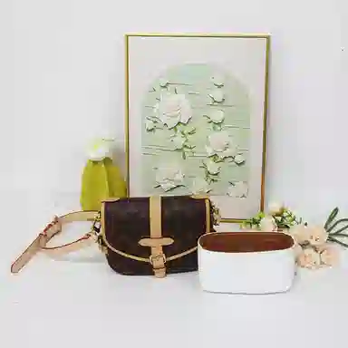 Louis Vuitton Saumur BB