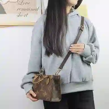 Louis Vuitton Onthego MM