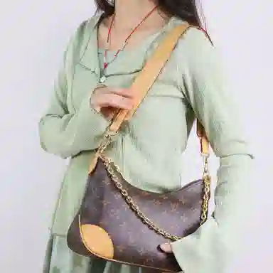 LOUIS VUITTON Boulogne