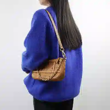 MCM Delmy Visetos diy