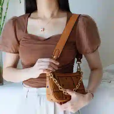 MCM Delmy Visetos diy