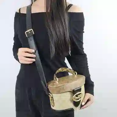 COACH Kay 20 Logo diy