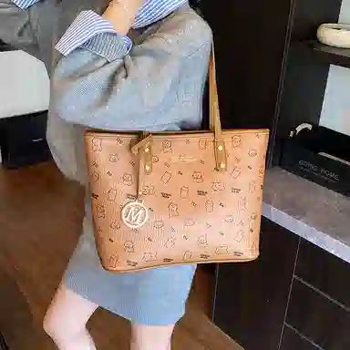 OKEKE pu Tote