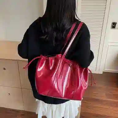 OKEKE PU Tote