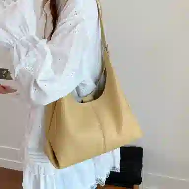 OKEKE PU Tote
