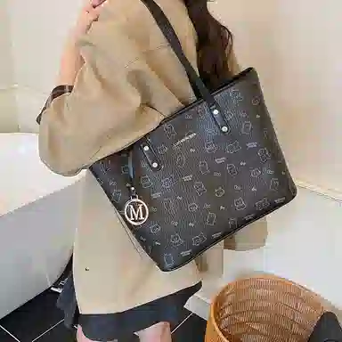 OKEKE pu Tote