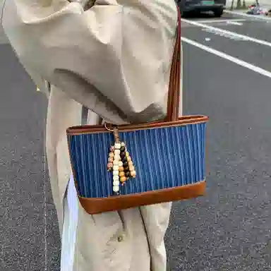 OKEKE pu Tote