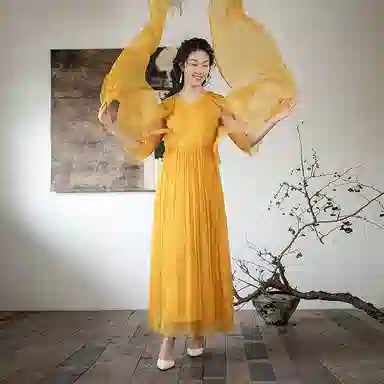 A LIFE ON THE LEFT V