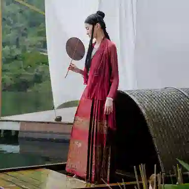 A LIFE ON THE LEFT 100