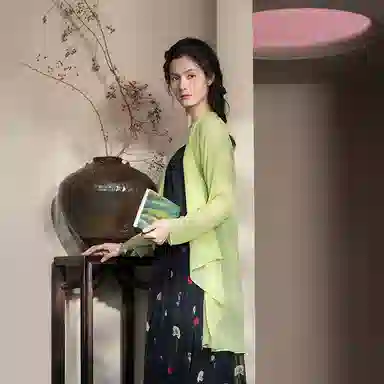 A LIFE ON THE LEFT 100