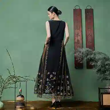 A LIFE ON THE LEFT V