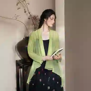 A LIFE ON THE LEFT 100