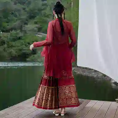 A LIFE ON THE LEFT 100