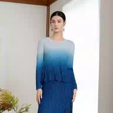 A LIFE ON THE LEFT V