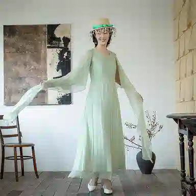 A LIFE ON THE LEFT V