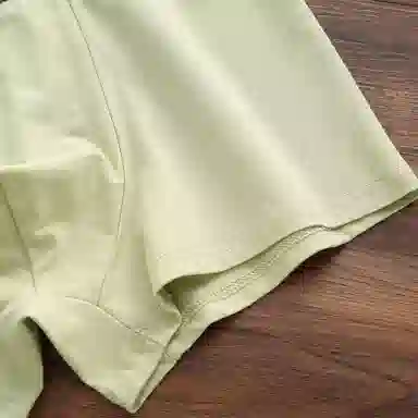 100
