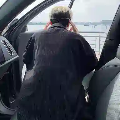 MEIPIN TANG Vintage Corduroy Shirt