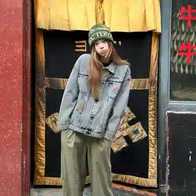 DUKE+DEXTER Vintage Embroidered Denim Jacket