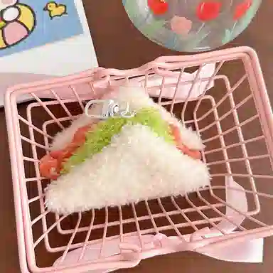 5cm5.5cm8cm