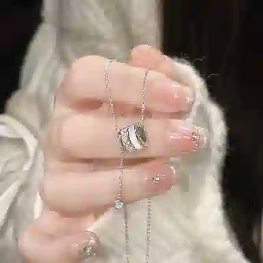 S925