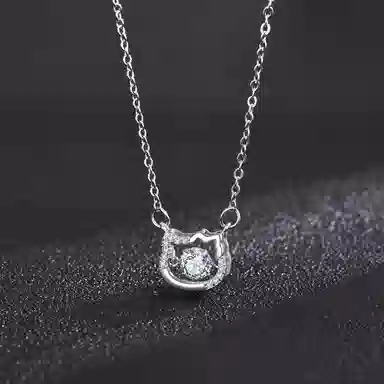 925