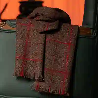 红豆 方格条纹保暖时尚百搭 羊绒 绒线围巾 男女同款情侣款